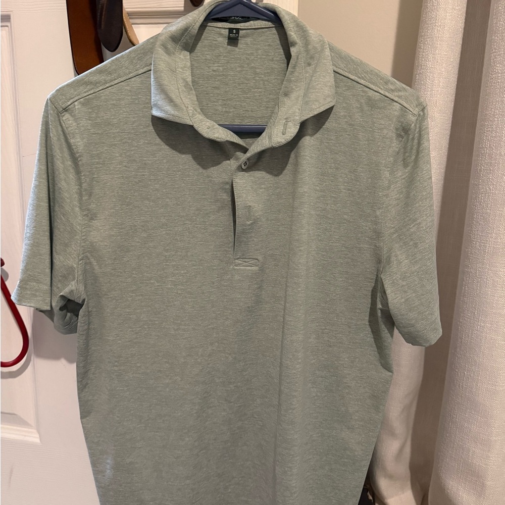 Classic Green Polo Shirt with Short Sleeves